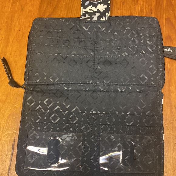 Vera Bradley Black and White Wallet - Picture 2 of 4